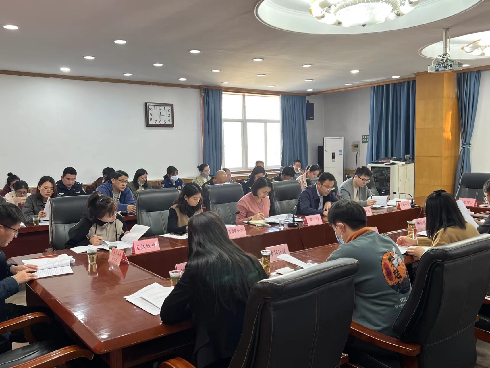 謝家集區(qū)召開全區(qū)基層政務(wù)公開提升行動(dòng)工作推進(jìn)會(huì)